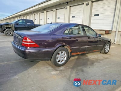 Trzecie zdjęcie samochodu z tyłu: 2002 MERCEDES-BENZ S 430 VIN:WDBNG70J22A288781 - miniatura