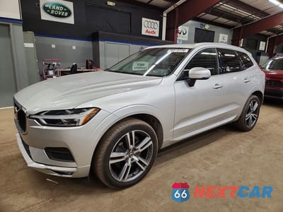 2021 VOLVO XC60 T6 MOMENTUM YV4A22RK9M1699012 - główne zdjęcie licytacji z USA - miniatura