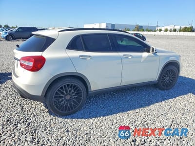Trzecie zdjęcie samochodu z tyłu: 2015 MERCEDES-BENZ GLA 250 VIN:WDCTG4EBXFJ185441 - miniatura