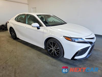 Czwarte zdjęcie samochodu z boku: 2024 TOYOTA CAMRY SE VIN:4T1G11AK1RU904913 - miniatura