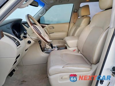 Zdjęcie 7 z 12 samochodu: 2016 INFINITI QX80 BASE VIN:JN8AZ2NE2G9125019 - miniatura
