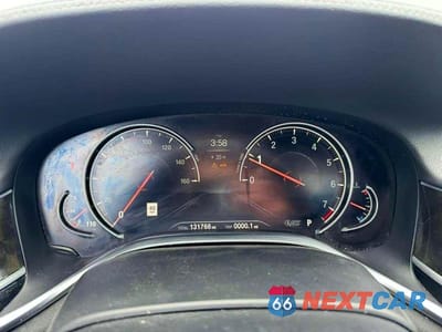Zdjęcie 8 z 10 samochodu: 2019 BMW 740 I VIN:WBA7E2C58KB218257 - miniatura