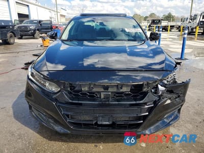 Piąte zdjęcie samochodu w środku: 2018 HONDA ACCORD EXL VIN:1HGCV1F52JA087789 - miniatura