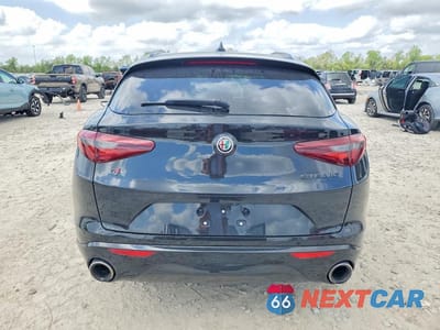 Zdjęcie 6 z 12 samochodu: 2021 ALFA ROMEO STELVIO TI VIN:ZASPAKBN3M7D02726 - miniatura