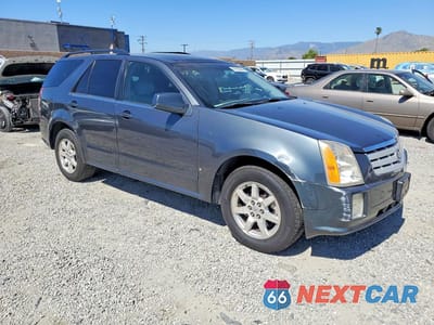Czwarte zdjęcie samochodu z boku: 2009 CADILLAC SRX VIN:1GYEE637490107935 - miniatura