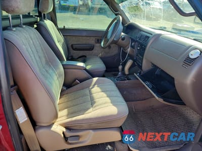 Zdjęcie 10 z 12 samochodu: 2000 TOYOTA TACOMA BASE VIN:4TAPM62NXYZ678272 - miniatura