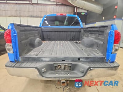 Zdjęcie 6 z 11 samochodu: 2007 TOYOTA TUNDRA SR5 VIN:5TFBV541X7X009705 - miniatura