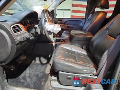 Zdjęcie 7 z 12 samochodu: 2011 CHEVROLET SILVERADO K2500 HEAVY DUTY LTZ VIN:1GC2KYE83BZ354576 - miniatura