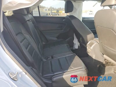 Zdjęcie 11 z 14 samochodu: 2018 VOLKSWAGEN TIGUAN SEL PREMIUM VIN:3VV4B7AX3JM214092 - miniatura