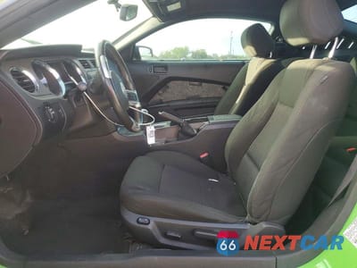 Zdjęcie 7 z 12 samochodu: 2014 FORD MUSTANG VIN:1ZVBP8AM3E5265541 - miniatura