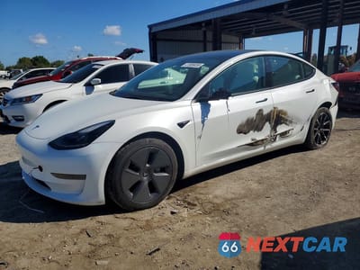 2023 TESLA MODEL 3 5YJ3E1EA9PF398200 - główne zdjęcie licytacji z USA - miniatura