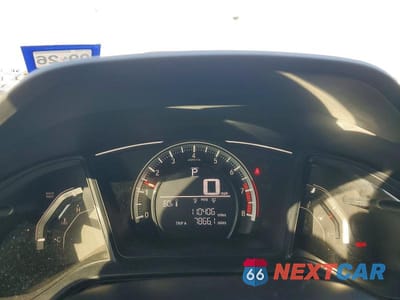 Zdjęcie 9 z 12 samochodu: 2018 HONDA CIVIC LX VIN:19XFC2F57JE042349 - miniatura