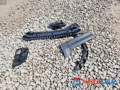 Zdjęcie 13 z 15 samochodu: 2022 VOLVO XC40 T4 INSCRIPTION VIN:YV4AC2HL1N2781819 - miniatura