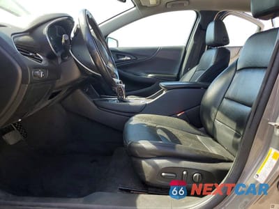 Zdjęcie 7 z 12 samochodu: 2018 CHEVROLET MALIBU HYBRID VIN:1G1ZF5SU4JF197412 - miniatura
