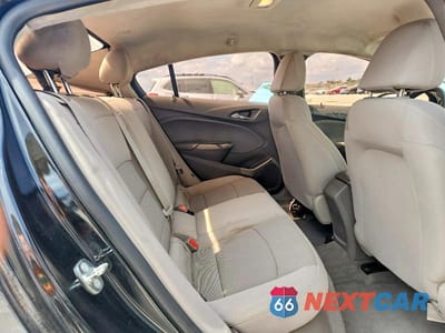 Zdjęcie 10 z 11 samochodu: 2018 CHEVROLET CRUZE LS VIN:1G1BC5SMXJ7127630 - miniatura