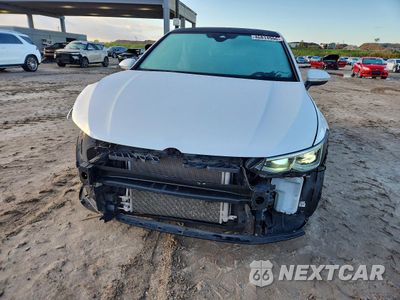 Piąte zdjęcie samochodu w środku: 2023 VOLKSWAGEN GTI SE VIN:WVW3A7CD1PW166570 - miniatura