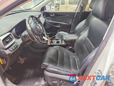 Zdjęcie 7 z 13 samochodu: 2016 KIA SORENTO SX V6 VIN:5XYPKDA50GG016701 - miniatura