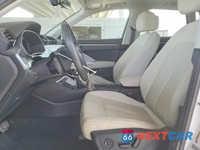 Zdjęcie 7 z 12 samochodu: 2020 AUDI Q3 PREMIUM VIN:WA1AECF35L1101861 - miniatura