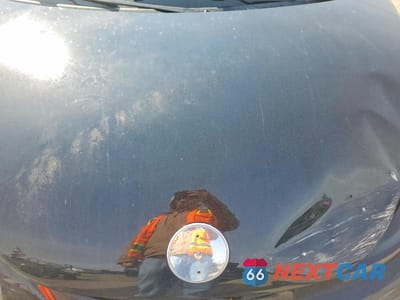 Zdjęcie 11 z 12 samochodu: 2003 VOLKSWAGEN NEW BEETLE GLS VIN:3VWCK21Y43M309394 - miniatura