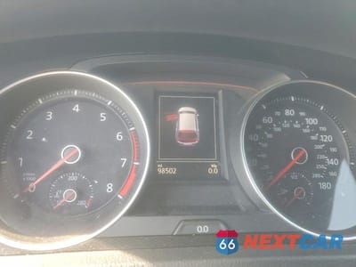 Zdjęcie 9 z 13 samochodu: 2015 VOLKSWAGEN GTI VIN:3VW5T7AU2FM024875 - miniatura