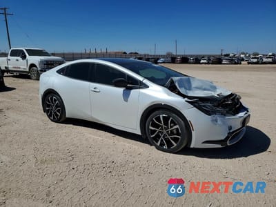 Czwarte zdjęcie samochodu z boku: 2024 TOYOTA PRIUS PRIME XSE PREMIUM VIN:JTDACACU0R3026142 - miniatura