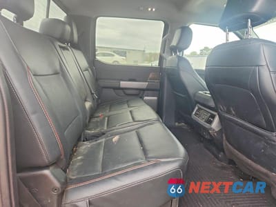 Zdjęcie 10 z 12 samochodu: 2024 FORD F350 SUPER DUTY VIN:1FT8W3BT4REF26626 - miniatura