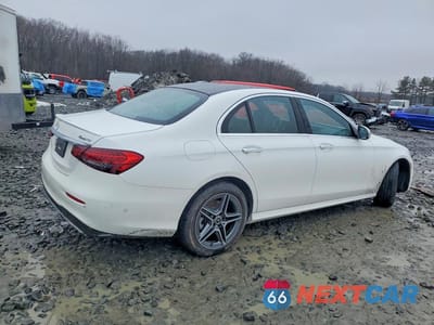 Trzecie zdjęcie samochodu z tyłu: 2022 MERCEDES-BENZ E 350 4MATIC VIN:W1KZF8EB6NB071378 - miniatura