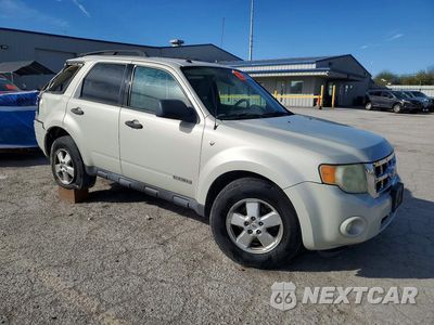 Czwarte zdjęcie samochodu z boku: 2008 FORD ESCAPE XLT VIN:1FMCU03138KE21454 - miniatura