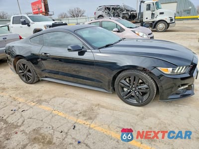 Czwarte zdjęcie samochodu z boku: 2016 FORD MUSTANG VIN:1FA6P8TH6G5284520 - miniatura