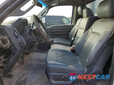 Zdjęcie 7 z 12 samochodu: 2016 FORD F450 SUPER DUTY FLATBED TRUCK VIN:1FDUF4GT1GED38572 - miniatura
