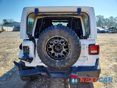 Zdjęcie 6 z 13 samochodu: 2020 JEEP WRANGLER UNLIMITED SAHARA VIN:1C4HJXEN9LW195711 - miniatura