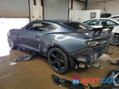 Drugie zdjęcie samochodu z przodu: 2019 CHEVROLET CAMARO LS VIN:1G1FB1RX6K0112744 - miniatura