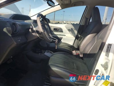 Zdjęcie 7 z 12 samochodu: 2012 TOYOTA PRIUS C ONE VIN:JTDKDTB30C1526598 - miniatura