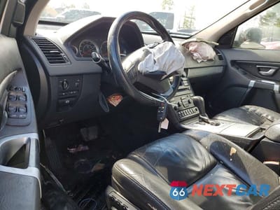 Zdjęcie 8 z 13 samochodu: 2014 VOLVO XC90 3.2 VIN:YV4952CZ9E1684995 - miniatura