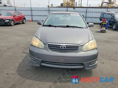 Piąte zdjęcie samochodu w środku: 2005 TOYOTA COROLLA S VIN:1NXBR32E85Z515560 - miniatura
