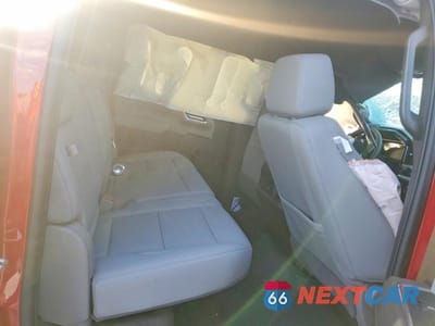 Zdjęcie 10 z 11 samochodu: 2026 CHEVROLET SILVERADO K1500 RST VIN:3GCUKEED6TG188804 - miniatura