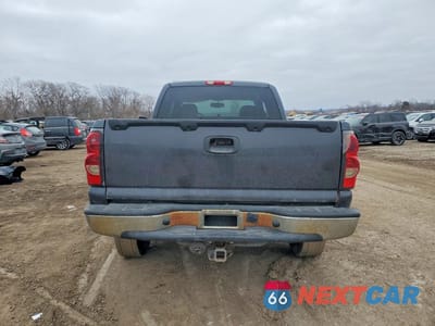 Zdjęcie 6 z 11 samochodu: 2005 CHEVROLET SILVERADO K1500 VIN:2GCEK19T151220679 - miniatura