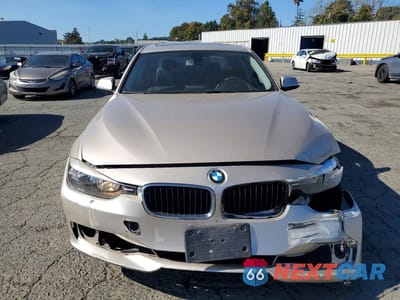 Piąte zdjęcie samochodu w środku: 2015 BMW 320 I VIN:WBA3B1C58FK136083 - miniatura