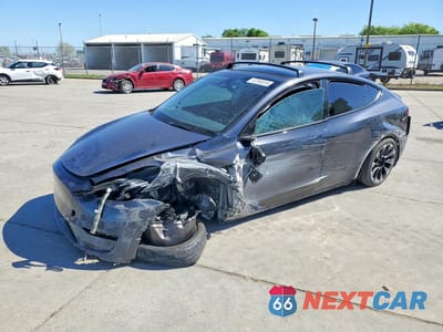 2024 TESLA MODEL Y 7SAYGDEE7RF014179 - główne zdjęcie licytacji z USA - miniatura