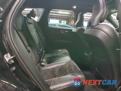 Zdjęcie 11 z 13 samochodu: 2019 VOLVO XC60 T5 R-DESIGN VIN:LYV102RM1KB242565 - miniatura