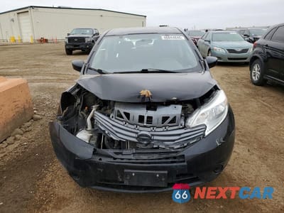 Piąte zdjęcie samochodu w środku: 2016 NISSAN VERSA NOTE S VIN:3N1CE2CP2GL402055 - miniatura