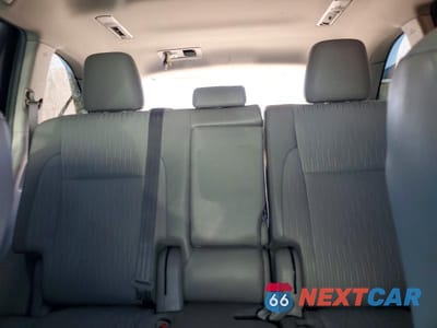 Zdjęcie 10 z 14 samochodu: 2019 TOYOTA HIGHLANDER LE PLUS VIN:5TDZZRFH9KS338706 - miniatura