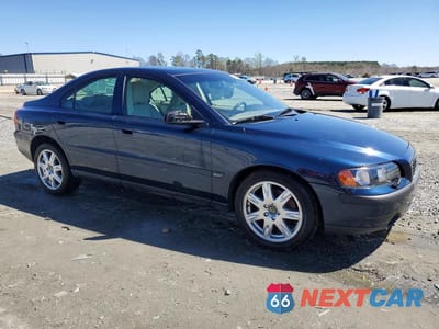 Czwarte zdjęcie samochodu z boku: 2004 VOLVO S60 2.5T VIN:YV1RH59H942386704 - miniatura