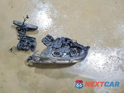 Zdjęcie 12 z 12 samochodu: 2017 BMW 330 XI VIN:WBA8D9G32HNU63572 - miniatura