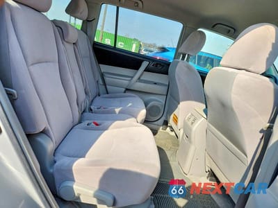 Zdjęcie 11 z 12 samochodu: 2008 TOYOTA HIGHLANDER VIN:JTEDS41A882031714 - miniatura