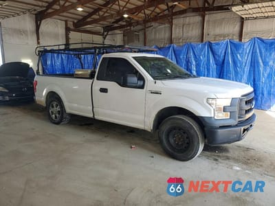 Czwarte zdjęcie samochodu z boku: 2016 FORD F150 VIN:1FTMF1C82GKF02692 - miniatura