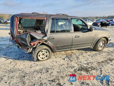Trzecie zdjęcie samochodu z tyłu: 2002 FORD EXPEDITION EDDIE BAUER VIN:1FMRU17L62LA44776 - miniatura
