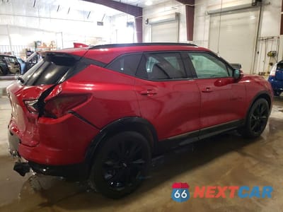 Trzecie zdjęcie samochodu z tyłu: 2022 CHEVROLET BLAZER RS VIN:3GNKBKRS7NS135101 - miniatura