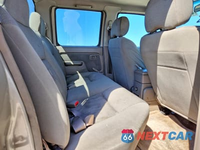 Zdjęcie 10 z 12 samochodu: 2004 NISSAN FRONTIER XE-V6 VIN:1N6ED27T94C403076 - miniatura