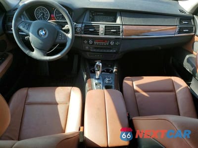 Zdjęcie 8 z 12 samochodu: 2013 BMW X5 XDRIVE35I VIN:5UXZV4C59D0G52257 - miniatura